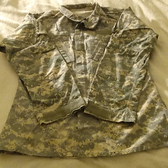 ARMY CAMO MED/LONG SHIRT - Picture 1 of 7